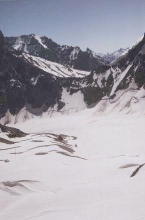 The view ahead from the Schurovskogo pass to the Kshemish pass (4300m)
(Ks on map).  The Kshemish was something of a nightmare; it was very
steep on the side we climbed and we spent a night tied in to the rock
half way up.
